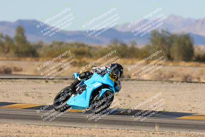 media/Nov-16-2024-CVMA (Sat) [[0e4bb1f32f]]/Race 9-Amateur Supersport Middleweight/